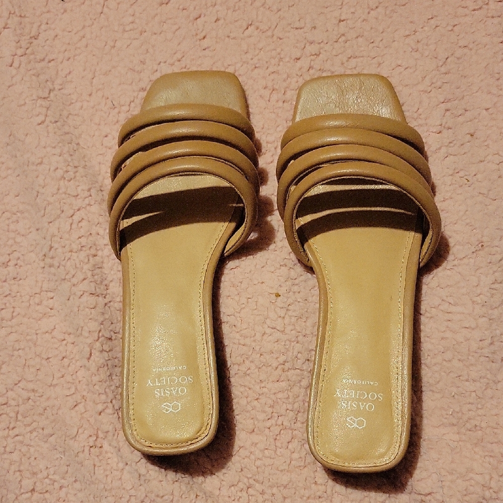 Society Beige Women's Sandals